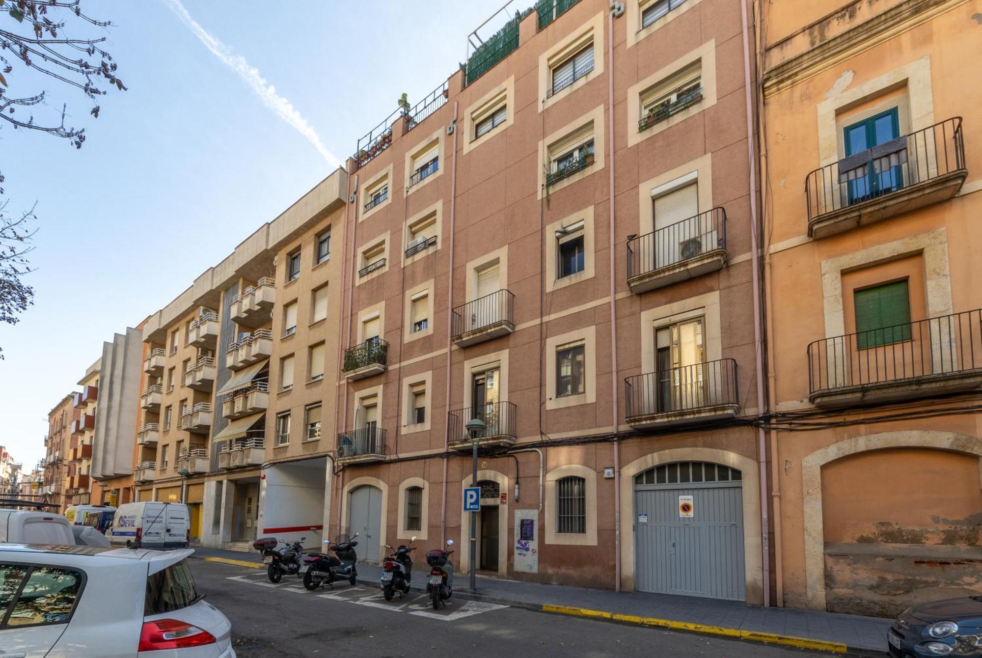 Apartamento 2 *